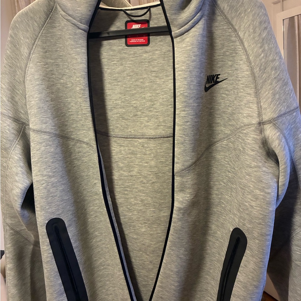 Nike Sportswear Tech Fleece Windrunner Full-Zip Hoodie (S)